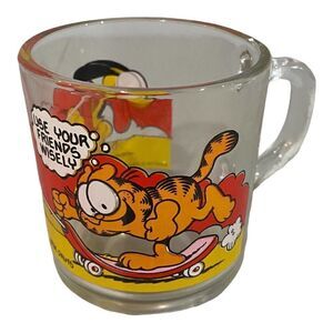 1978 VTG McDonalds Garfield & Odie Glass Mug Coffee Cup Jim Davis Skateboard